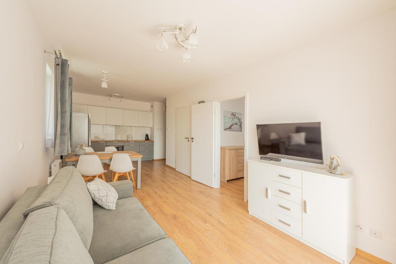 Harbor 9 Apartment Kolobrzeg Bagian luar foto